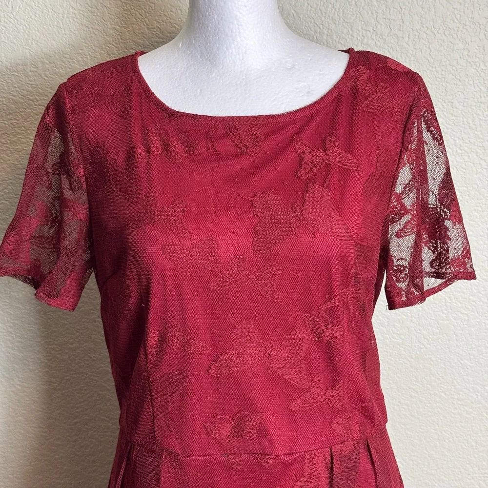 Shein Women's Dress Red Lace Lined Butterflies Short Sleeve Size L - Picture 2 of 8